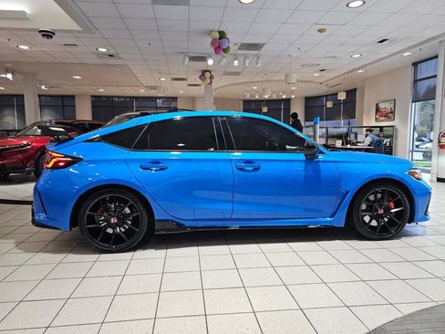 Used 2025 Honda Civic Type R image 8