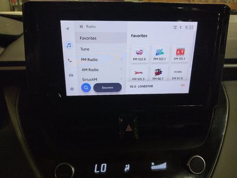 Used 2023 Toyota Corolla LE FWD image 25