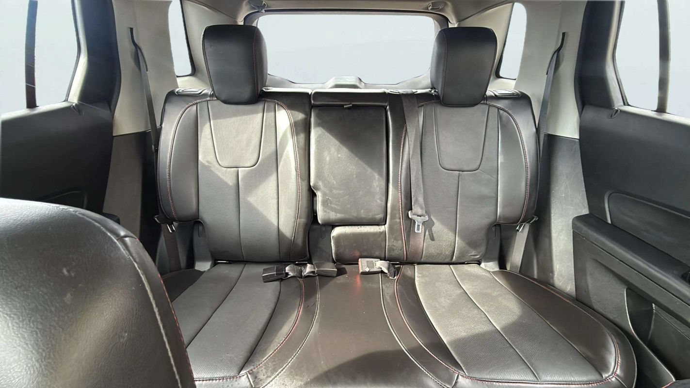 Used 2016 GMC Terrain SLT w/ Open Road Package AWD/4WD image 17