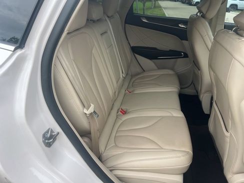 Used 2019 Lincoln MKC Reserve w/ MKC Climate Package FWD image 31