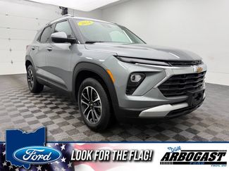 Used 2024 Chevrolet TrailBlazer LT w/ LT Cold Weather Package AWD/4WD video 1