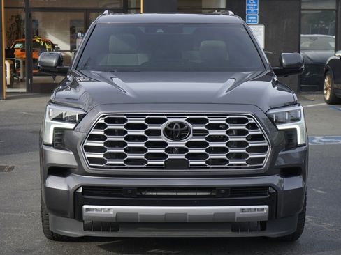 Used 2024 Toyota Sequoia Capstone image 4