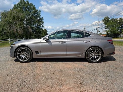 Used 2024 Genesis G70 2.5T AWD/4WD image 9