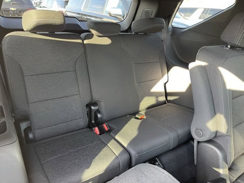 New 2026 Chevrolet Traverse LT image 10