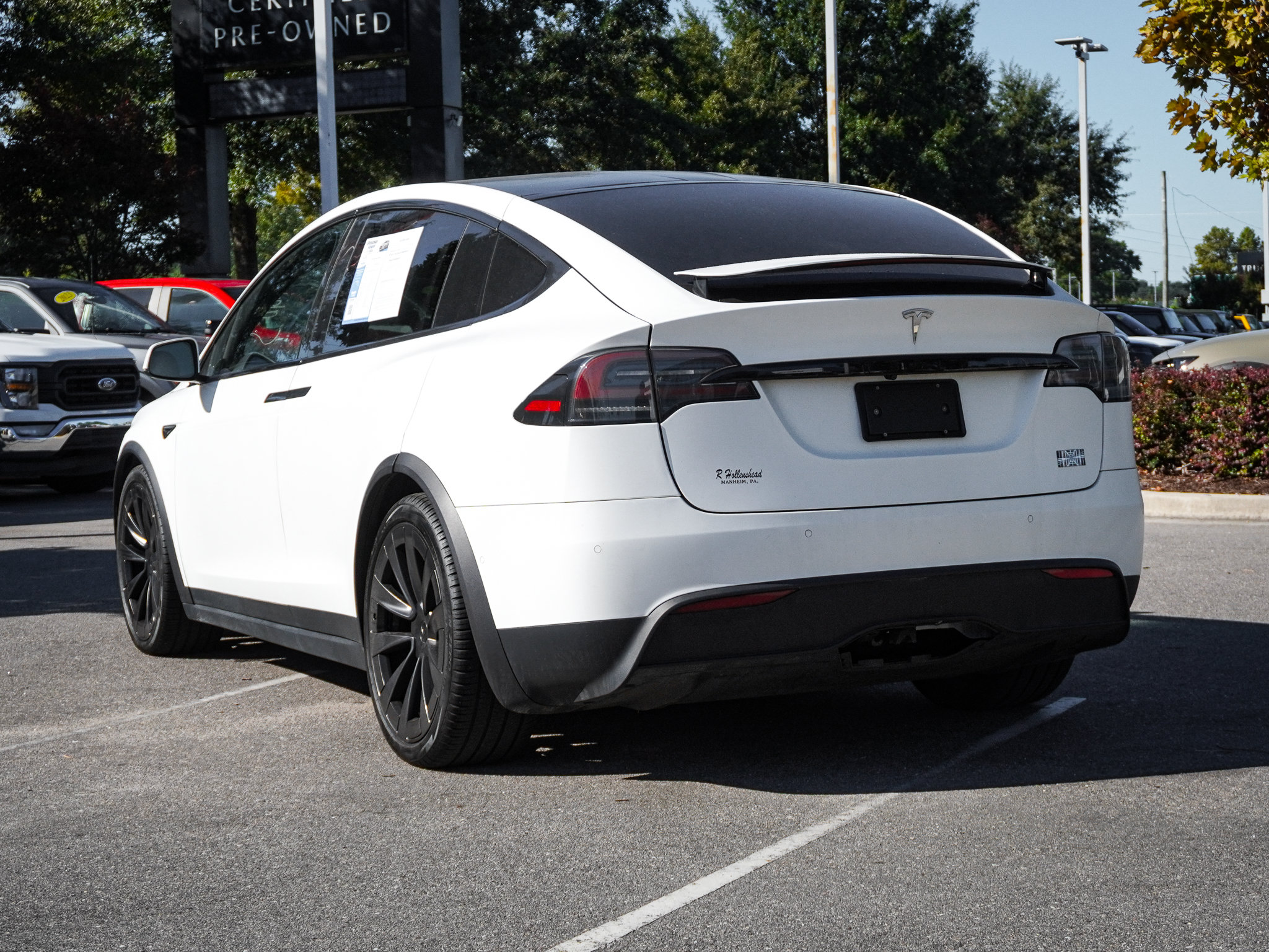 Used 2022 Tesla Model X Plaid AWD/4WD image 8