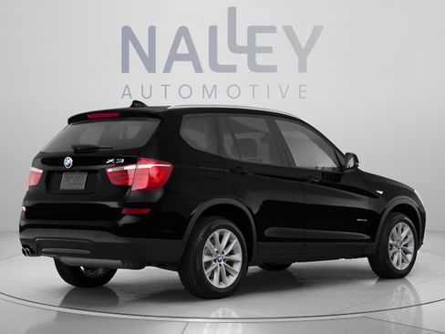 Used 2017 BMW X3 sDrive28i RWD image 3