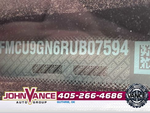 Used 2024 Ford Escape Active AWD/4WD image 12