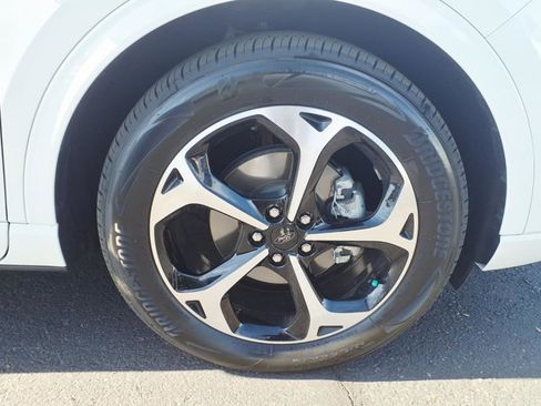 Certified 2024 Ford Escape ST-Line Elite w/ Premium Technology Package image 9