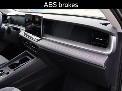 Certified 2026 Volkswagen Tiguan S AWD/4WD image 13