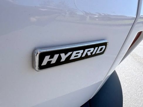 Used 2021 Ford Escape SE FWD image 24