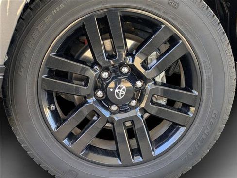 Used 2019 Toyota 4Runner Limited image 24