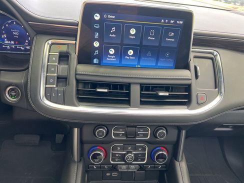 Used 2022 Chevrolet Tahoe Z71 w/ Z71 Off-Road Package image 31