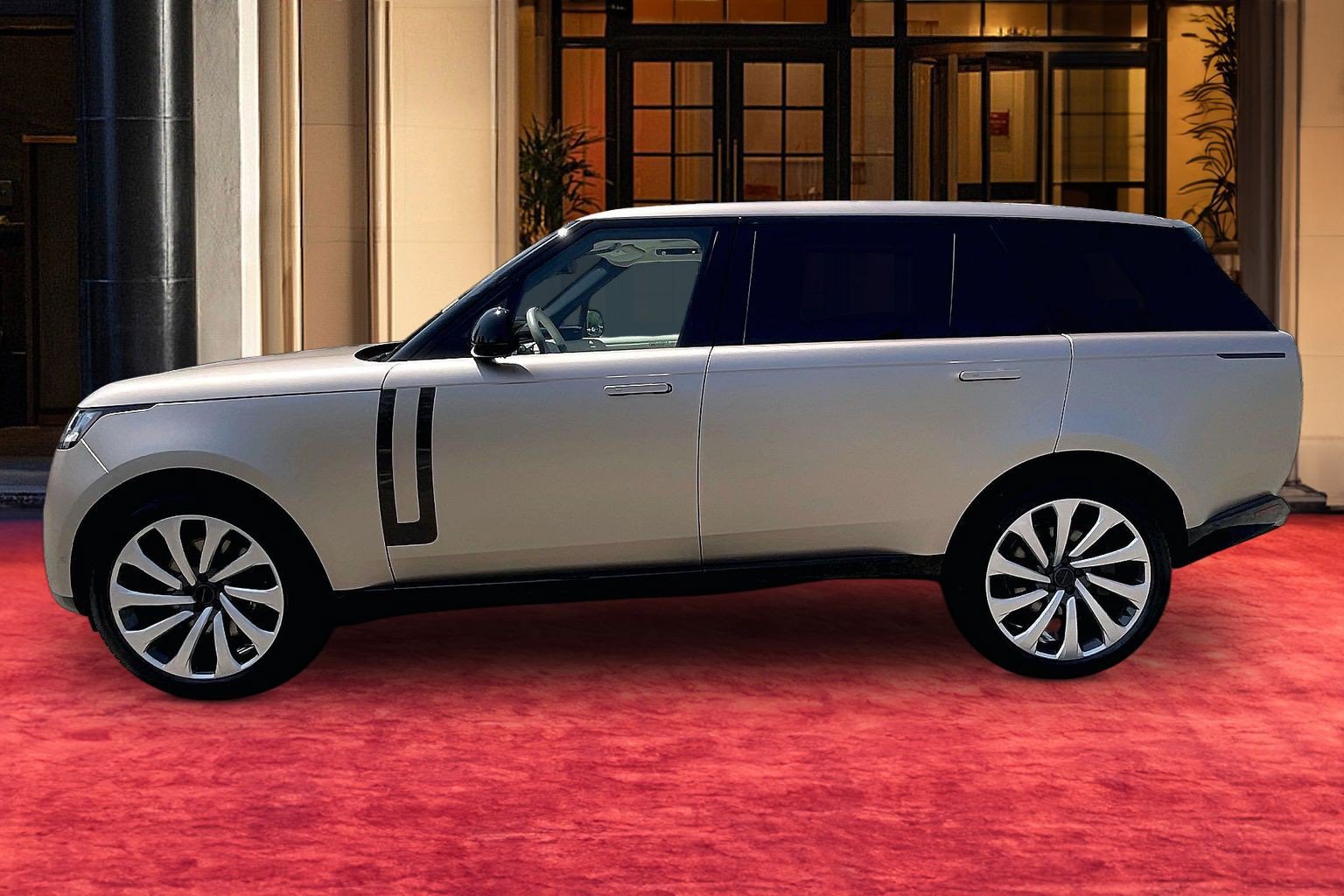 New 2026 Land Rover Range Rover Long Wheelbase SE AWD/4WD image 2