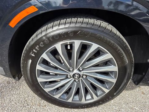 Used 2024 Hyundai Palisade Calligraphy image 17