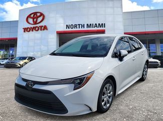 Used 2023 Toyota Corolla LE video 2