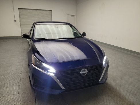 Used 2024 Nissan Altima 2.5 S FWD image 14