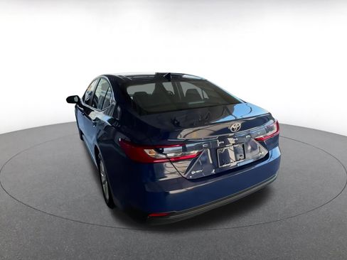 Used 2025 Toyota Camry LE image 13