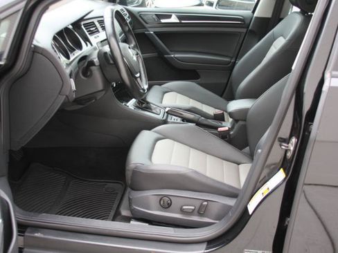 Used 2015 Volkswagen Golf TDI SEL FWD image 27
