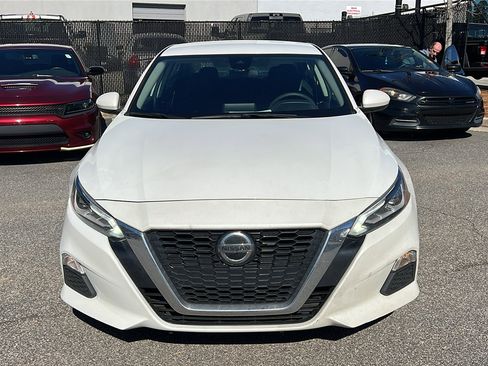 Used 2022 Nissan Altima 2.5 SV image 3