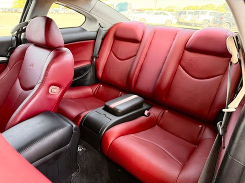 Used 2011 INFINITI G37 IPL RWD image 20