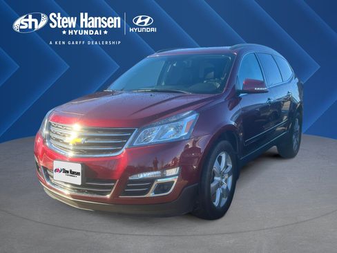 Used 2017 Chevrolet Traverse Premier image 1