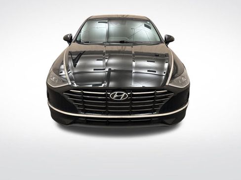 Used 2023 Hyundai Sonata SE image 2