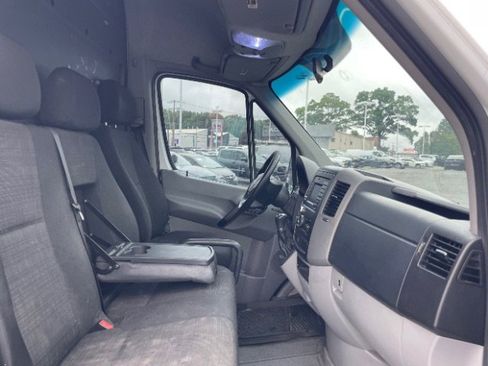 Used 2016 Mercedes-Benz Sprinter 2500 w/ Front Bench Seat Package image 13