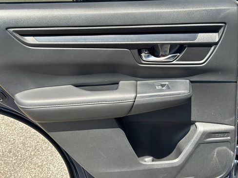 Used 2025 Honda CR-V EX image 21