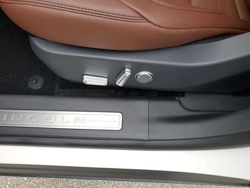 New 2026 Lincoln Nautilus Reserve AWD/4WD image 22