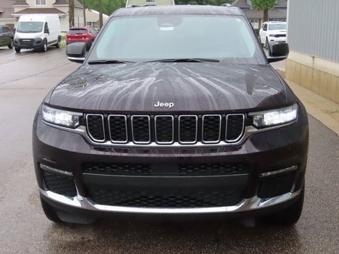 Used 2022 Jeep Grand Cherokee L Limited image 10