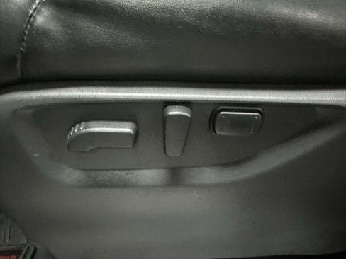 Used 2021 Nissan Armada Platinum w/ Captain's Chairs Package AWD/4WD image 19