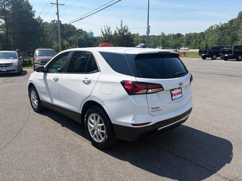 Used 2022 Chevrolet Equinox LT AWD/4WD image 14