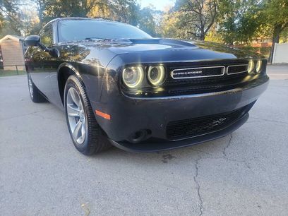 Used 2019 Dodge Challenger SXT
