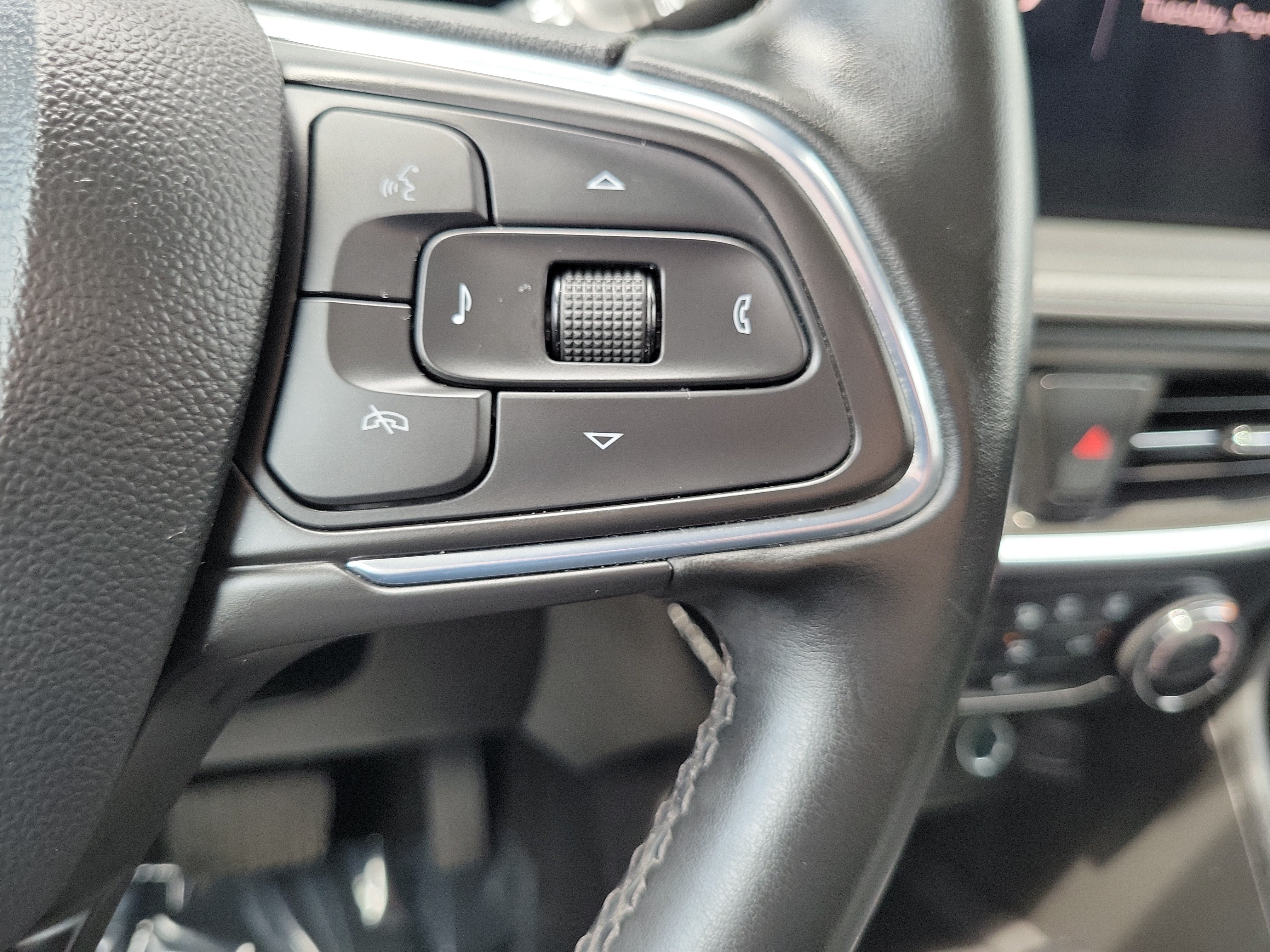 Used 2024 Buick Encore GX Sport Touring AWD/4WD image 19