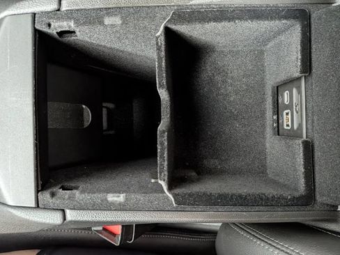 Used 2020 Cadillac XT5 Luxury w/ LPO, Floor Liner Package FWD image 21