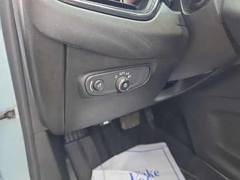 Used 2022 Chevrolet Equinox RS w/ LPO, Floor Liner Package image 18