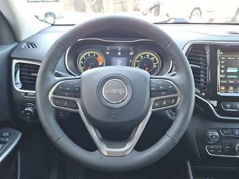 Used 2022 Jeep Cherokee Limited w/ Elite Package AWD/4WD image 15