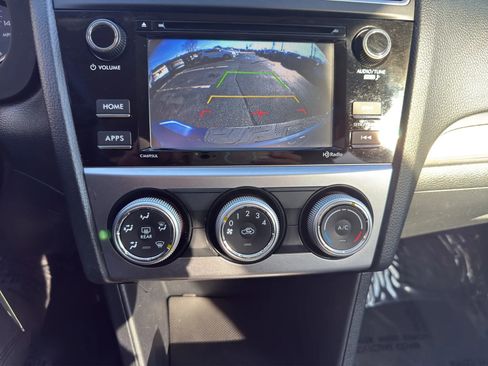 Used 2017 Subaru Crosstrek 2.0i Premium image 20