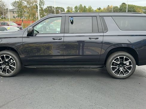 New 2026 Chevrolet Suburban RST w/ Comfort Package image 4