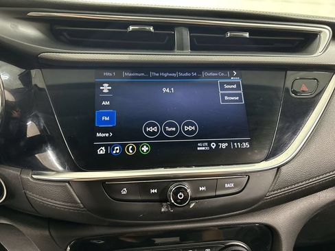 Used 2021 Buick Encore GX Preferred w/ Cold Weather Comfort Package FWD image 14