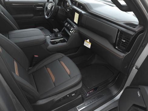 New 2026 GMC Sierra 1500 AT4 w/ AT4 Premium Package image 40