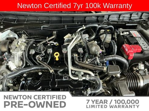 Used 2025 Nissan Altima 2.5 SV FWD image 37