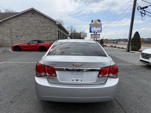 Used 2014 Chevrolet Cruze LT image 13