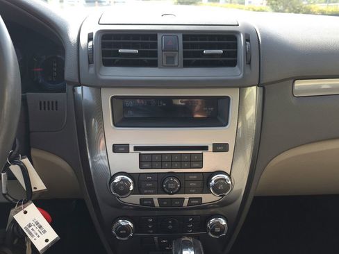 Used 2012 Ford Fusion SEL FWD image 23
