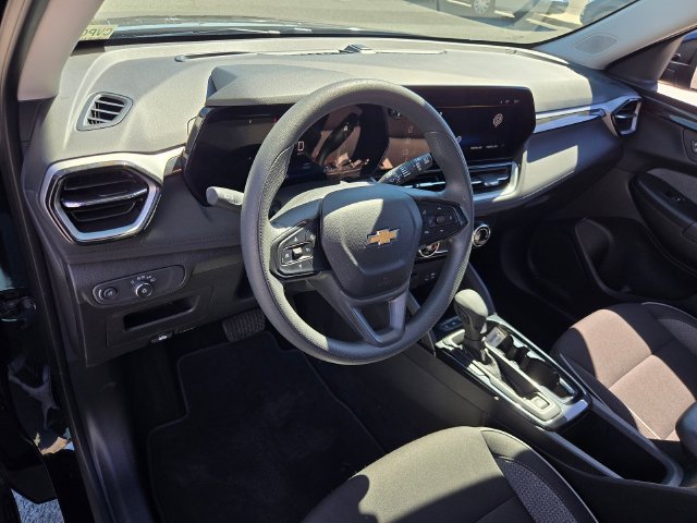 Used 2026 Chevrolet TrailBlazer LT FWD image 8