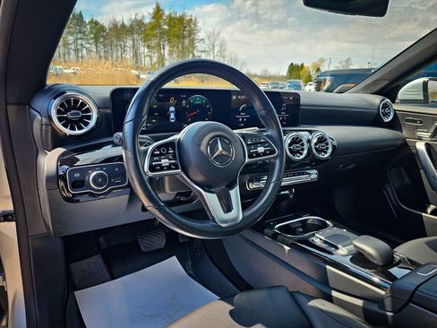 Used 2023 Mercedes-Benz CLA 250 4MATIC image 14
