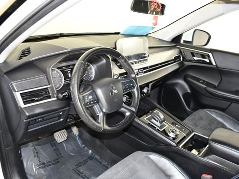 Used 2022 Mitsubishi Outlander SE AWD/4WD image 36