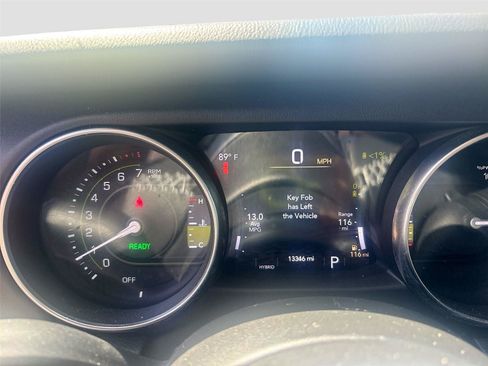 Used 2022 Jeep Wrangler Unlimited Sahara w/ Cold Weather Group AWD/4WD image 22