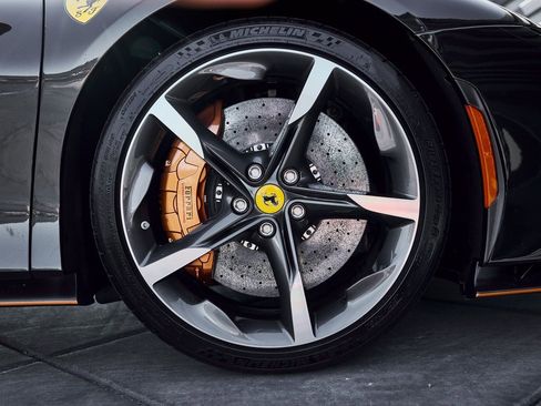 Used 2023 Ferrari SF90 Stradale image 32