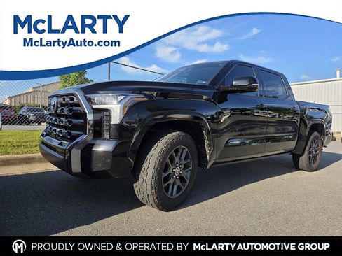Used 2023 Toyota Tundra Platinum AWD/4WD image 1